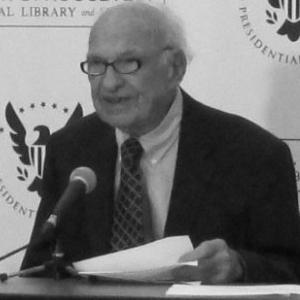 Photo of James MacGregor Burns