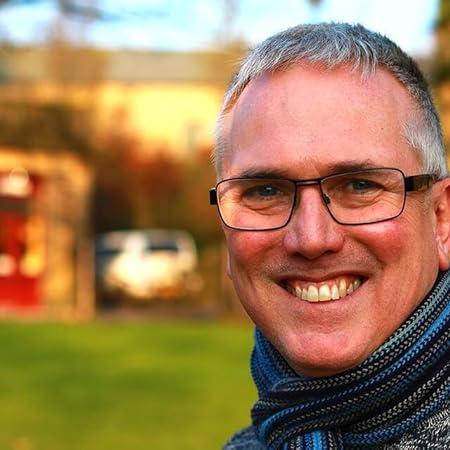 Photo of Andrew Roberts