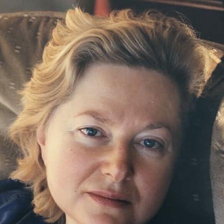 Photo of Mira Kirshenbaum