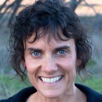 Photo of Linda Elder