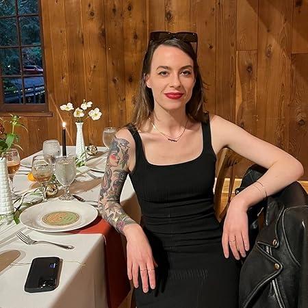 Photo of Lindsay Straube
