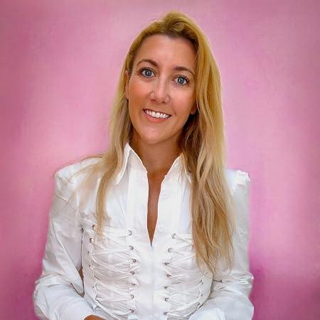 Photo of Julie Johnson