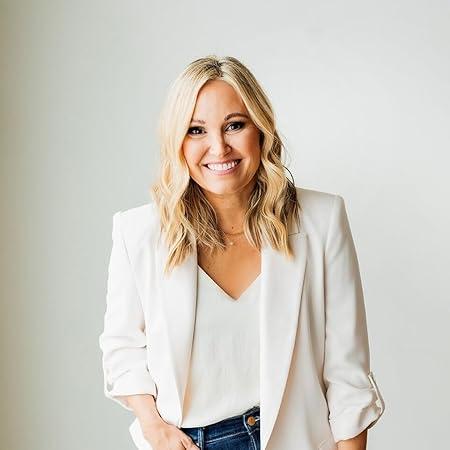 Photo of Jennie Allen